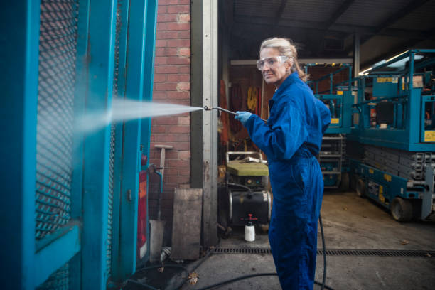 Best Garage Pressure Washing  in South Carthage, TN